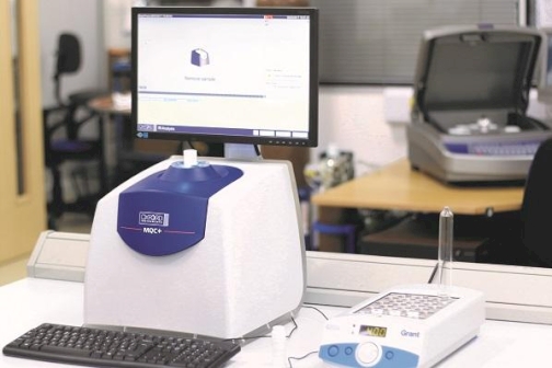 Oxford_Instruments_TD_NMR_analizator